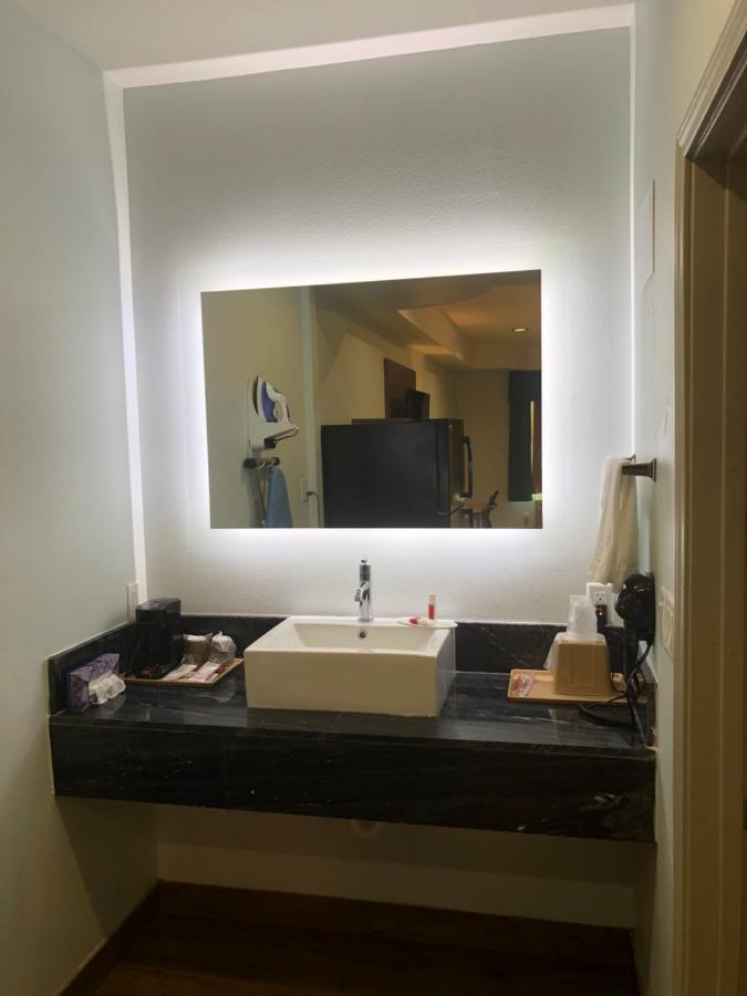 Baymont By Wyndham Kingwood Hotel Houston Exterior foto
